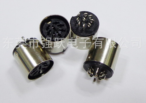 QY低價出售大DIN8PIN實心針連接器戴地線DIN針8PIN